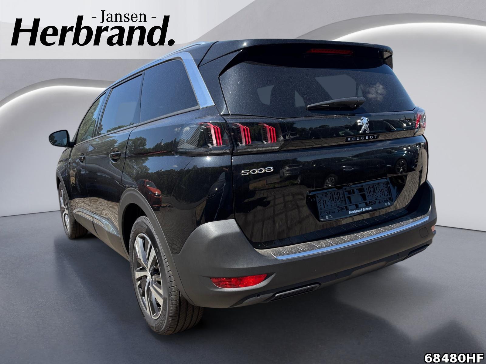 Fahrzeugabbildung Peugeot 5008 1.2 Hybrid 136 Allure Pack