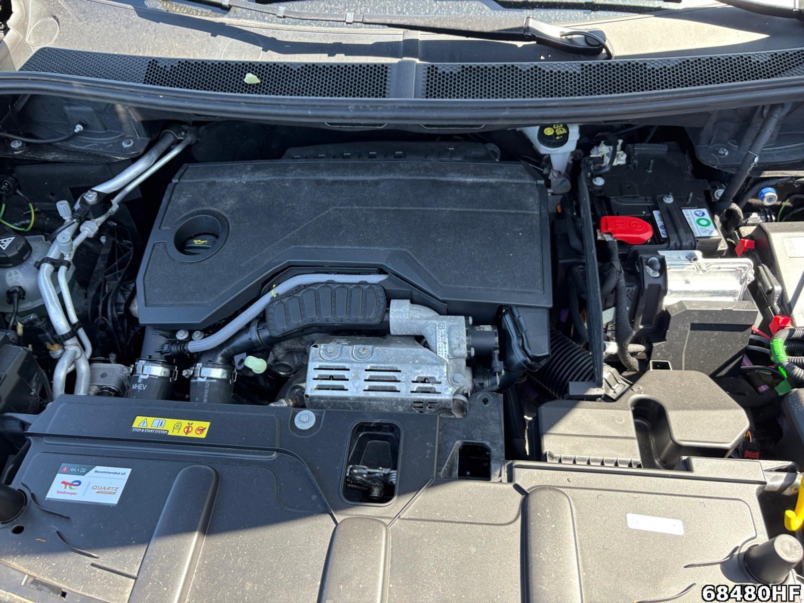 Fahrzeugabbildung Peugeot 5008 1.2 Hybrid 136 Allure Pack