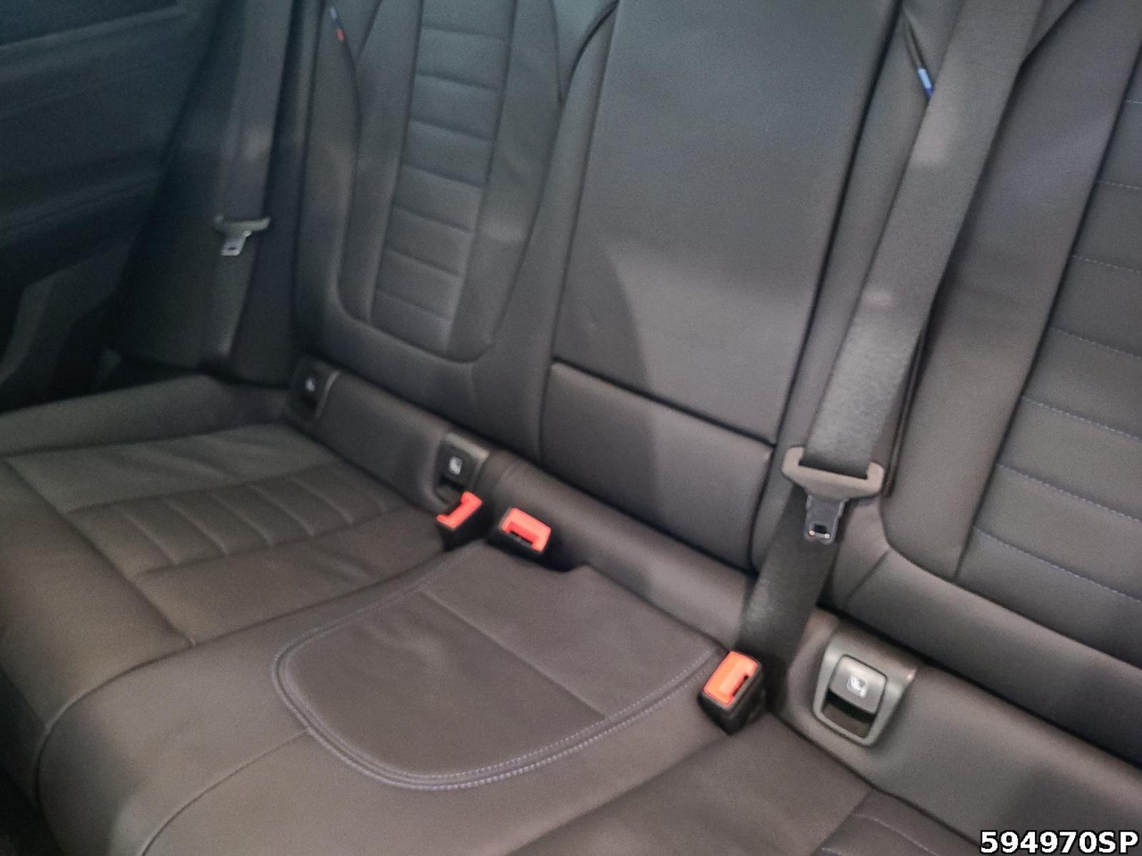 Fahrzeugabbildung BMW X4 M40 i Pano HUD Aeropaket