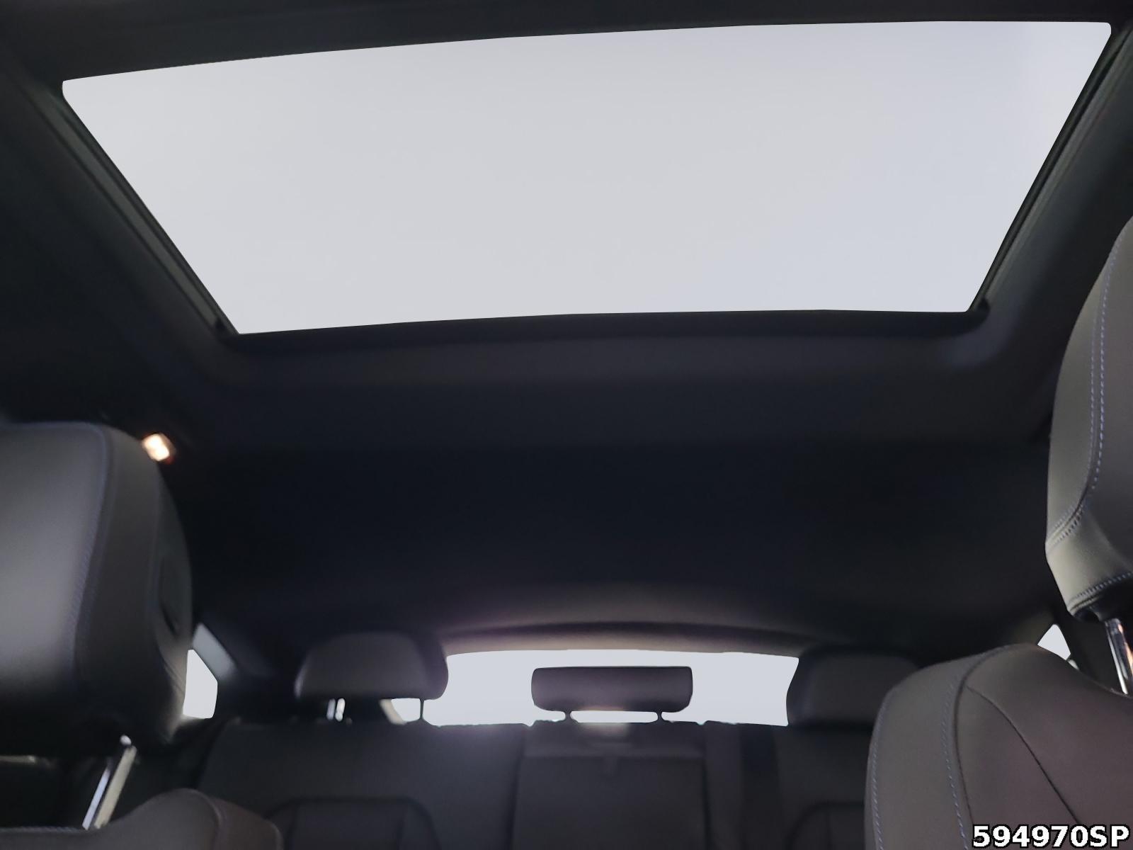 Fahrzeugabbildung BMW X4 M40 i Pano HUD Aeropaket