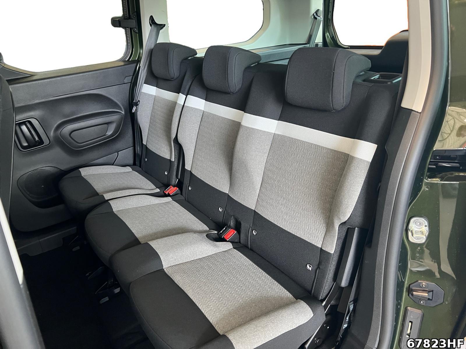 Fahrzeugabbildung Citroën Berlingo XL Plus