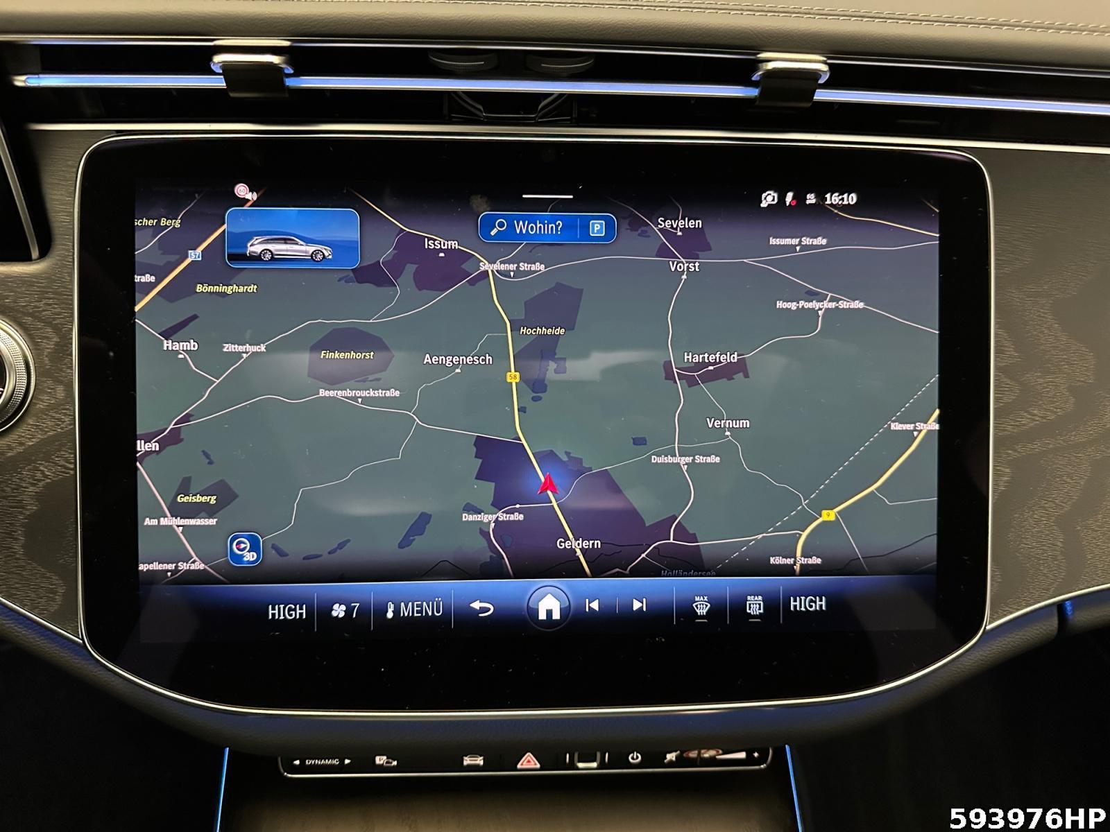 Fahrzeugabbildung Mercedes-Benz E 220 d T-Modell +AMG+AHK+PANO+BURMESTER+DISTRO+