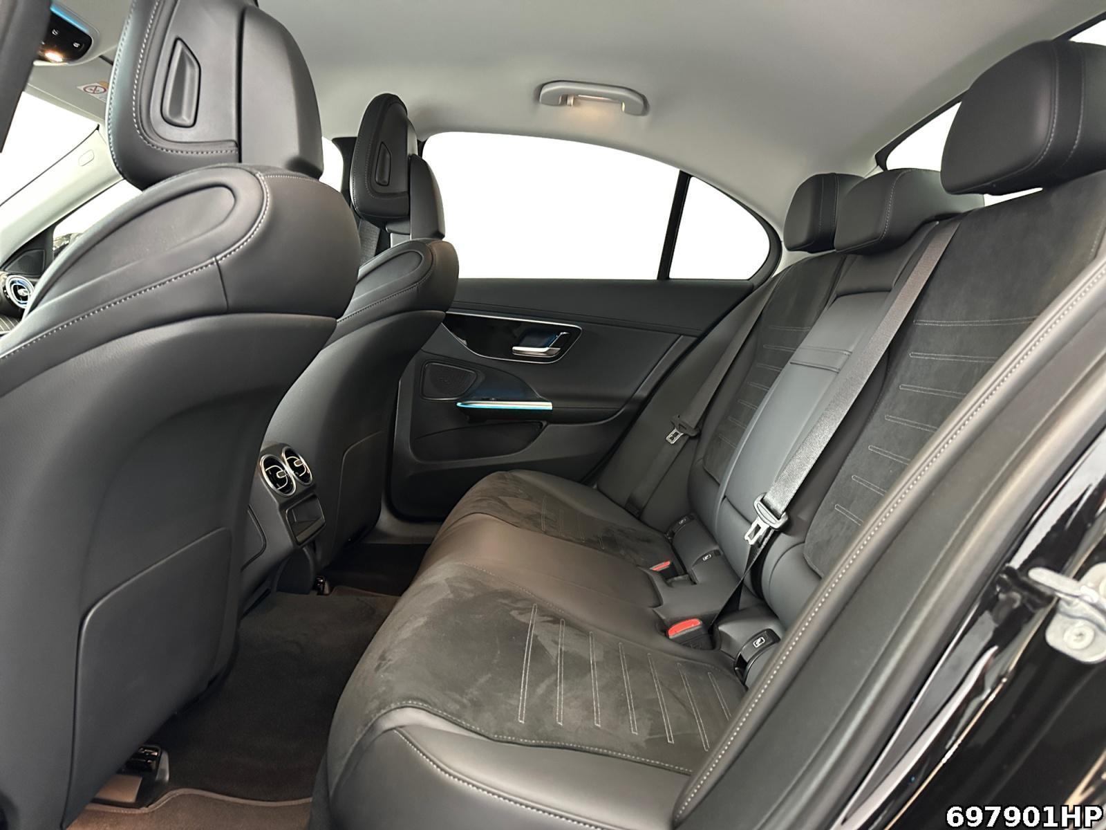 Fahrzeugabbildung Mercedes-Benz C 300 d AMG Night Memory Lenkradhzg Sportsitze