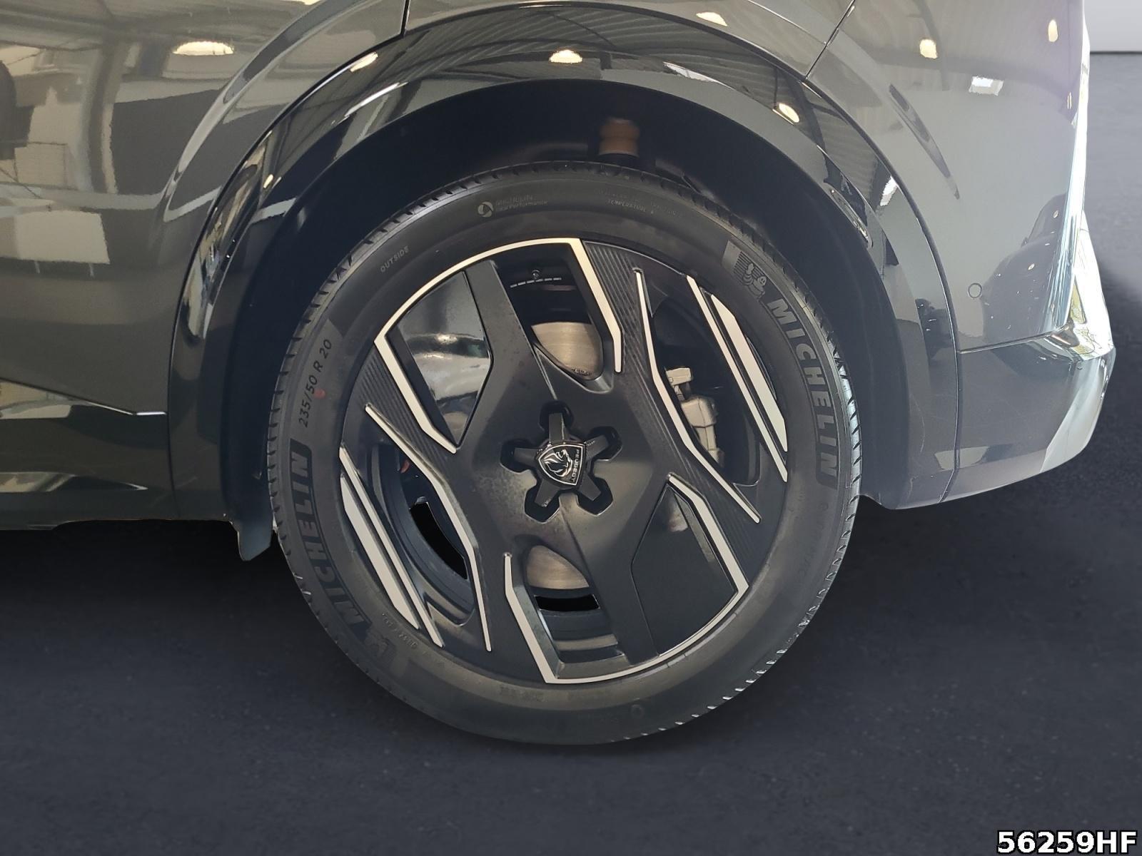 Fahrzeugabbildung Peugeot 3008 Launch Edition 325 AWD