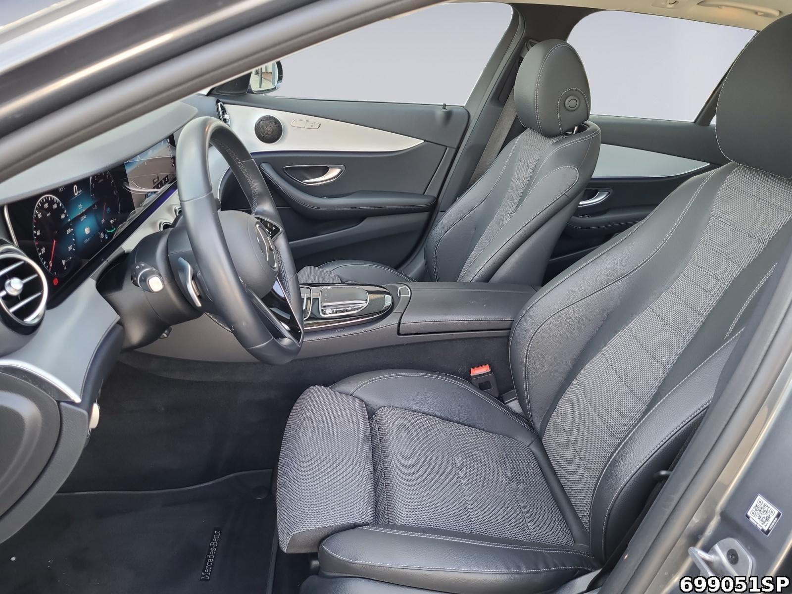 Fahrzeugabbildung Mercedes-Benz E 300 e T Avantgarde Widescr DISTRONIC+ SchiebeD