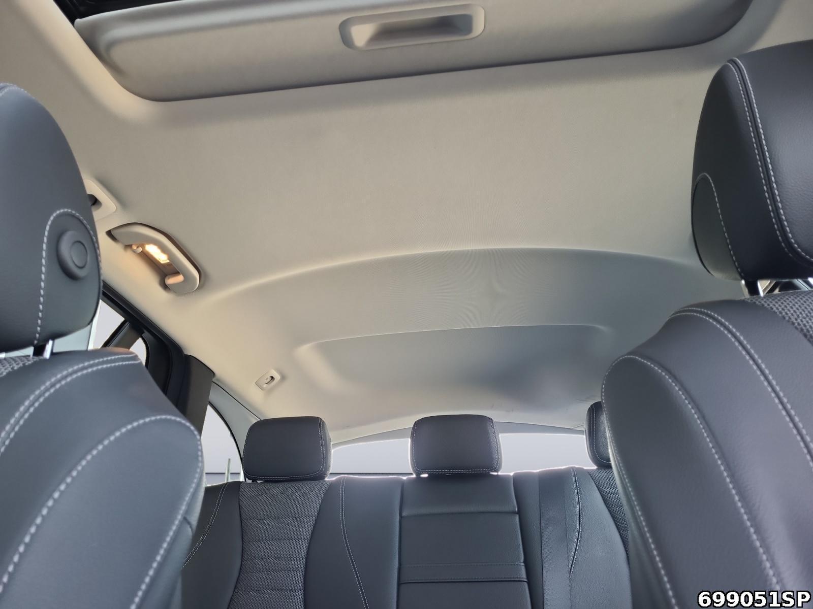 Fahrzeugabbildung Mercedes-Benz E 300 e T Avantgarde Widescr DISTRONIC+ SchiebeD