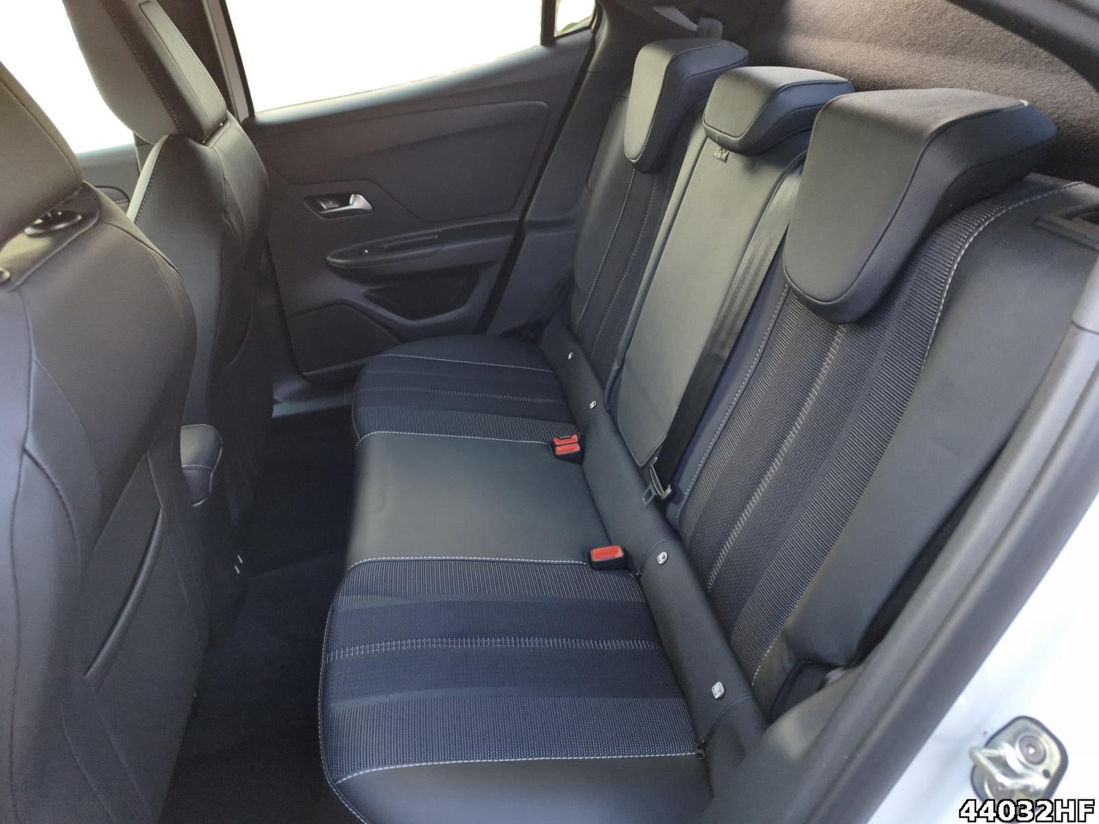 Fahrzeugabbildung Opel Mokka-e GS Elektro LED+KLIMA+SITZH+KAMERA+CHARG