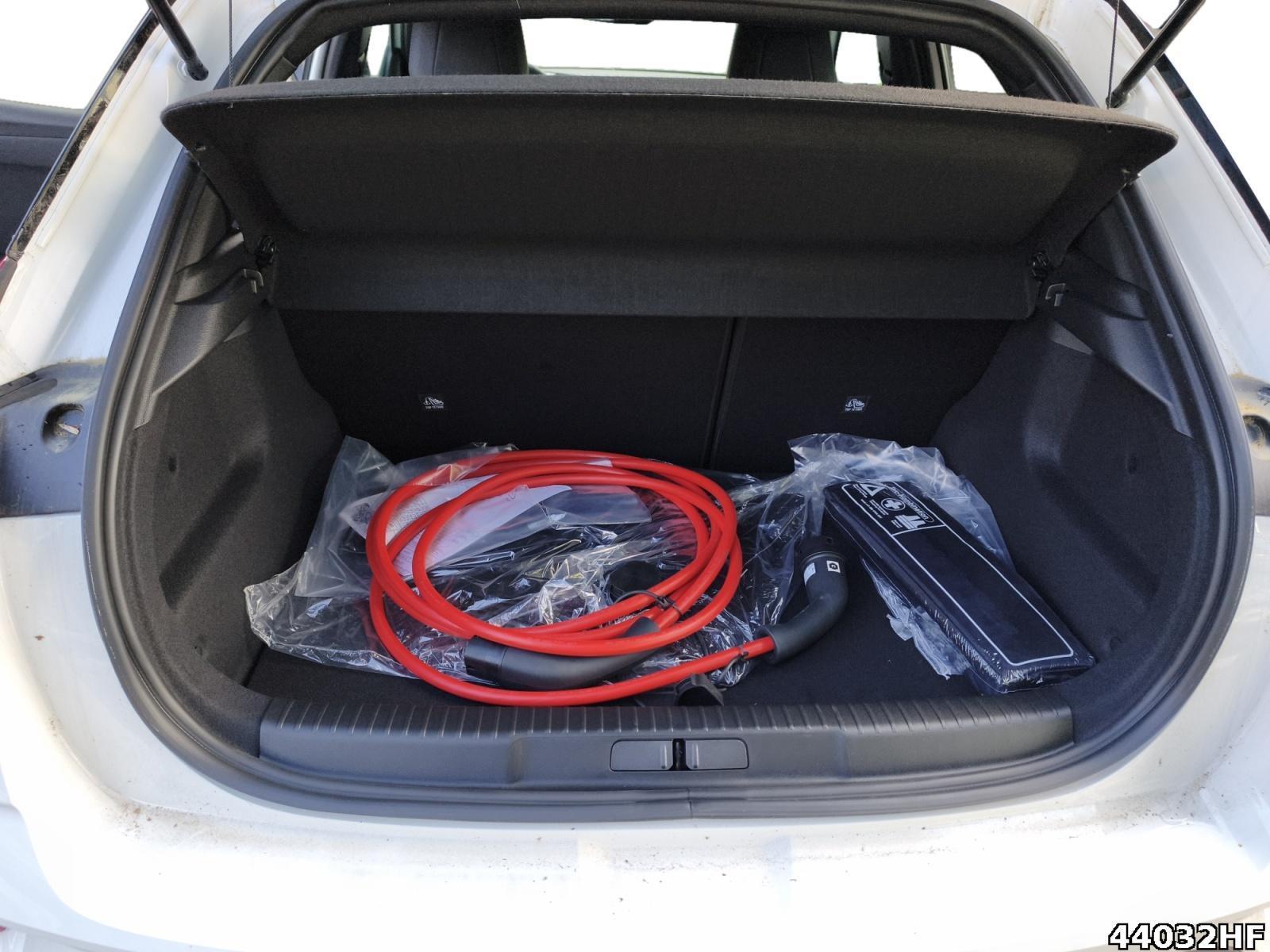 Fahrzeugabbildung Opel Mokka-e GS Elektro LED+KLIMA+SITZH+KAMERA+CHARG