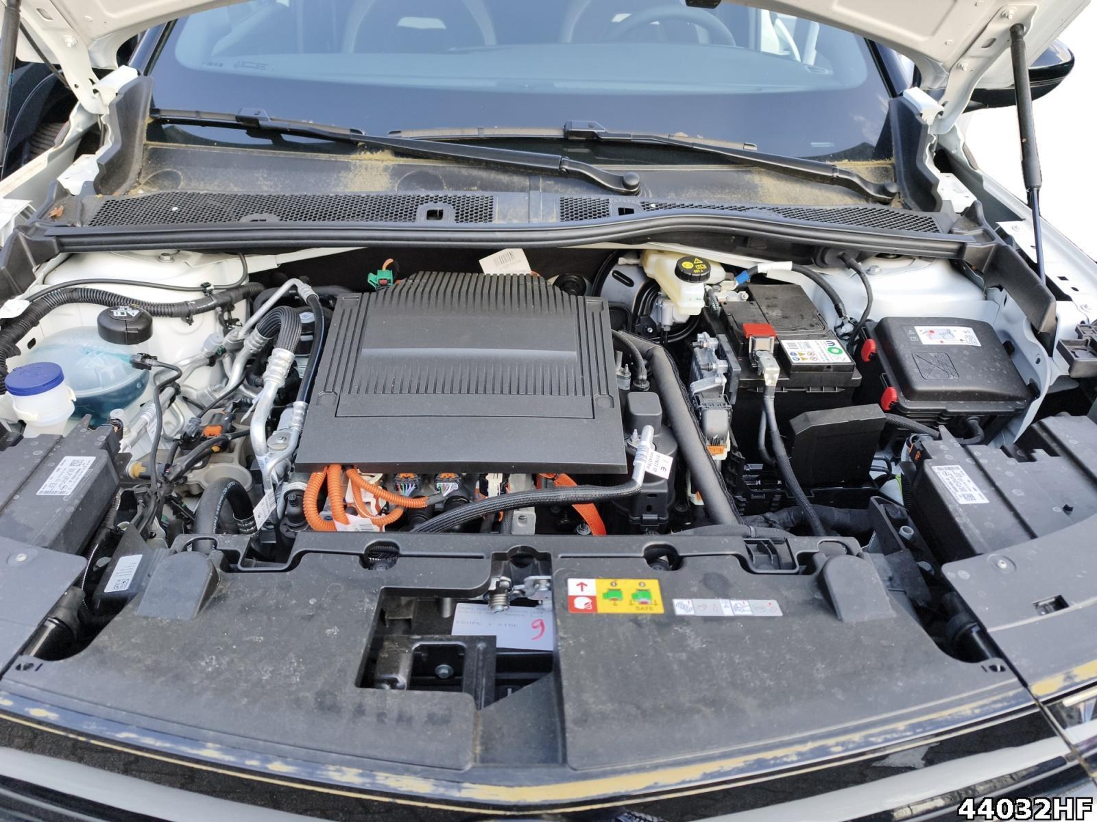 Fahrzeugabbildung Opel Mokka-e GS Elektro LED+KLIMA+SITZH+KAMERA+CHARG