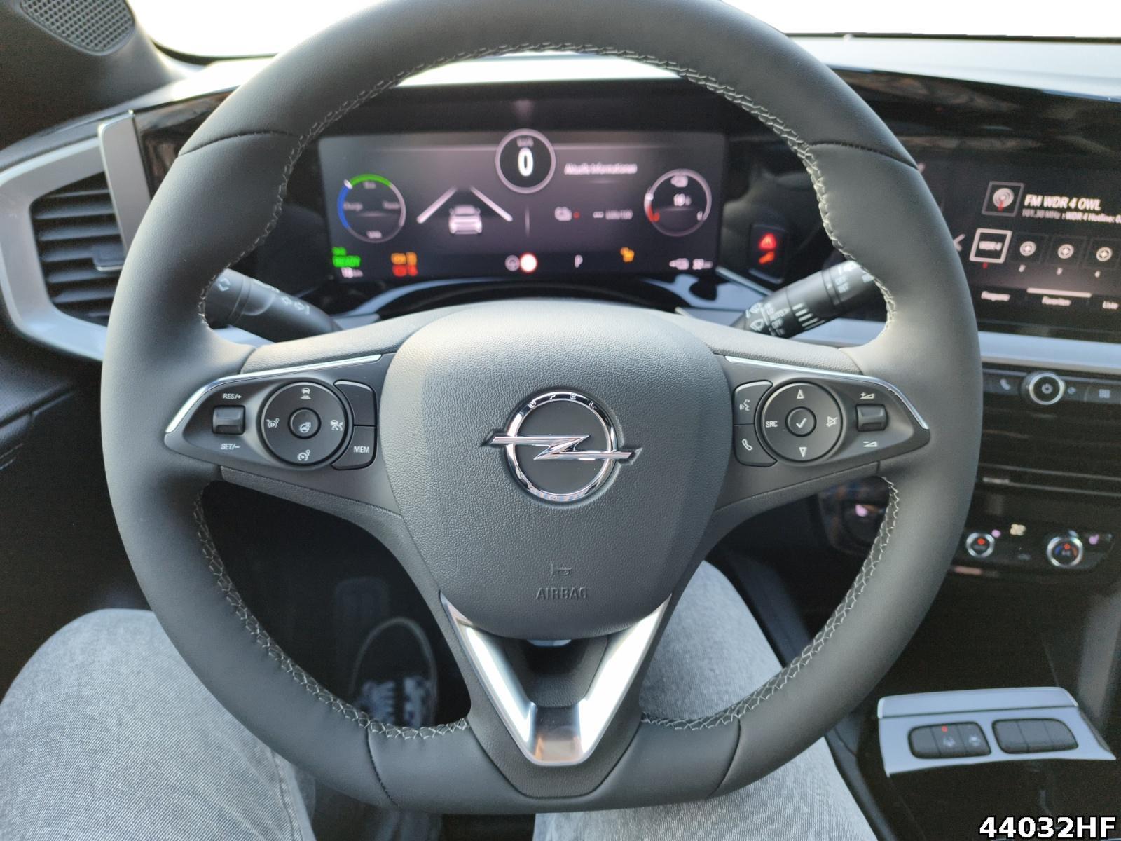 Fahrzeugabbildung Opel Mokka-e GS Elektro LED+KLIMA+SITZH+KAMERA+CHARG