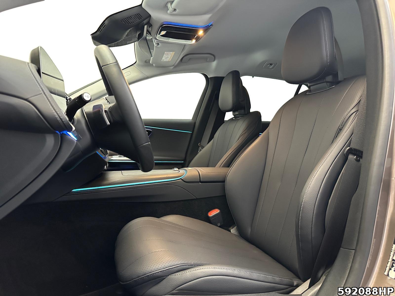 Fahrzeugabbildung Mercedes-Benz E 300 T 4M Avantgarde All Terrain Night 360°