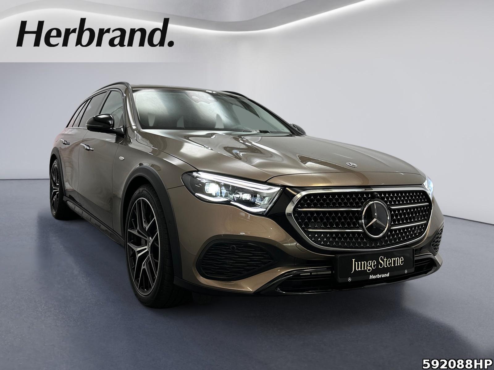 Fahrzeugabbildung Mercedes-Benz E 300 T 4M Avantgarde All Terrain Night 360°