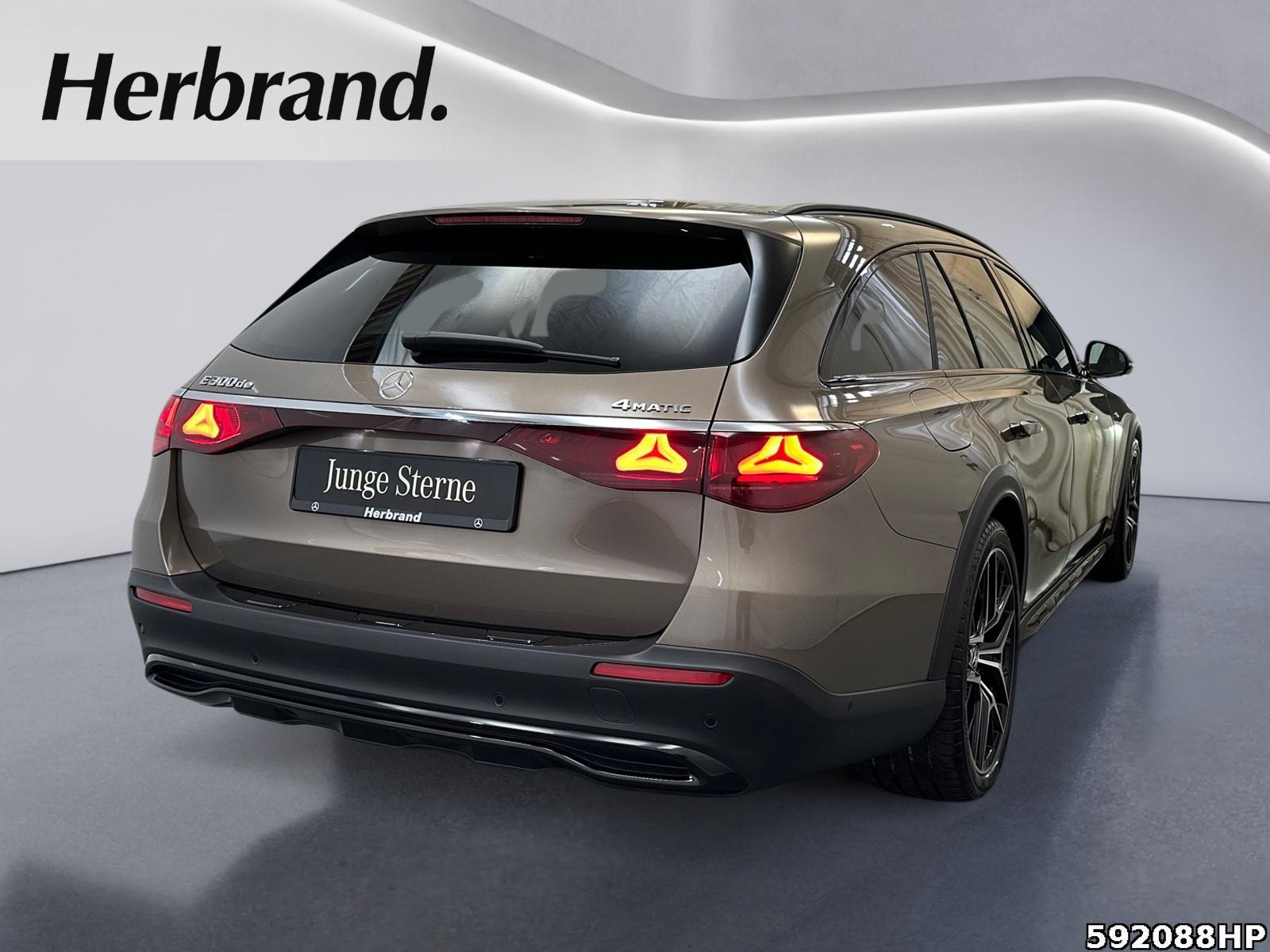 Fahrzeugabbildung Mercedes-Benz E 300 T 4M Avantgarde All Terrain Night 360°