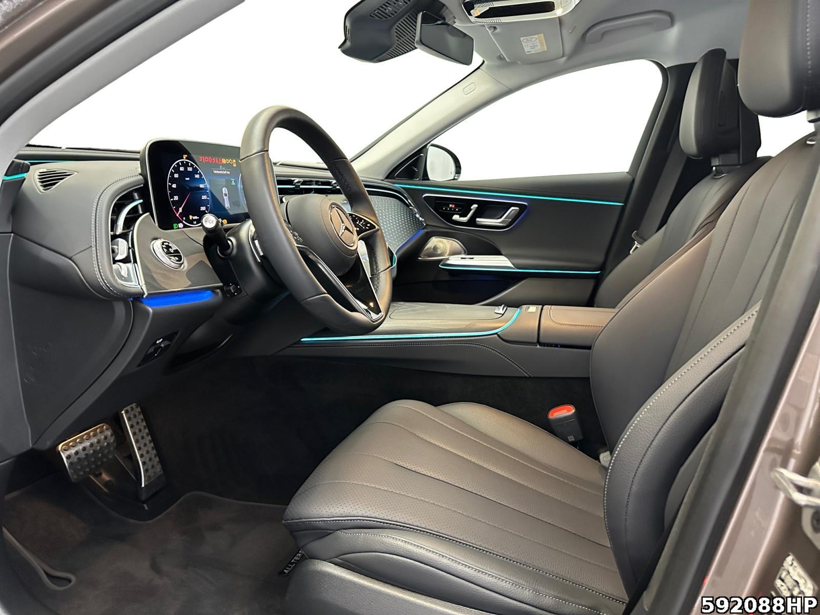 Fahrzeugabbildung Mercedes-Benz E 300 T 4M Avantgarde All Terrain Night 360°