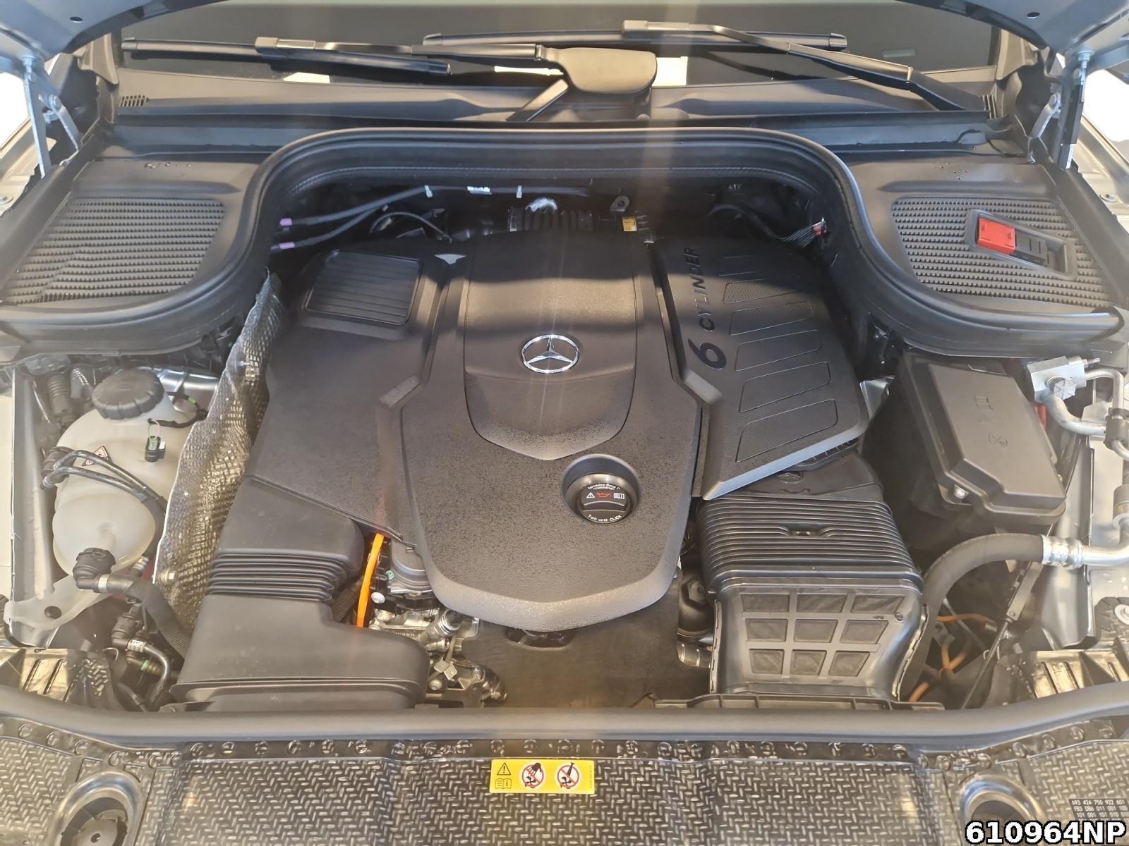 Fahrzeugabbildung Mercedes-Benz GLE 450 AMG d 4M AMG AHK Pano Distronic Airmatic 360