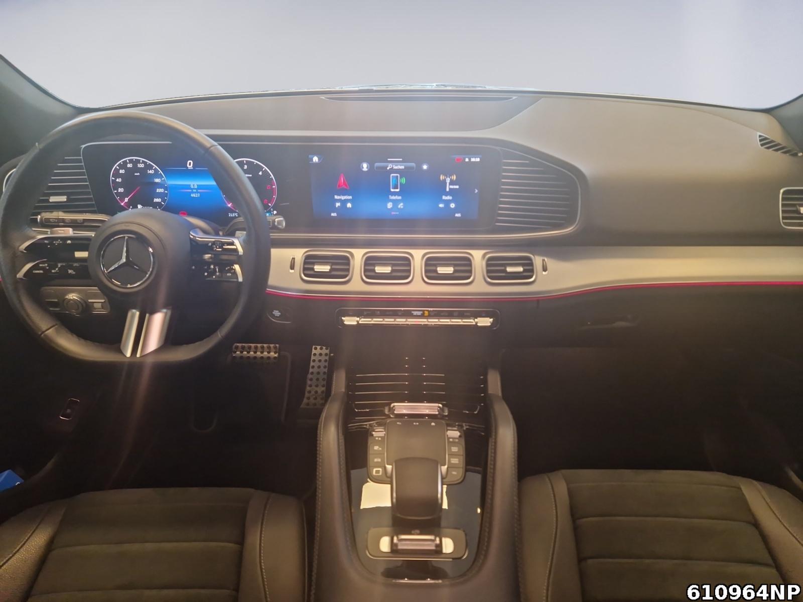 Fahrzeugabbildung Mercedes-Benz GLE 450 AMG d 4M AMG AHK Pano Distronic Airmatic 360
