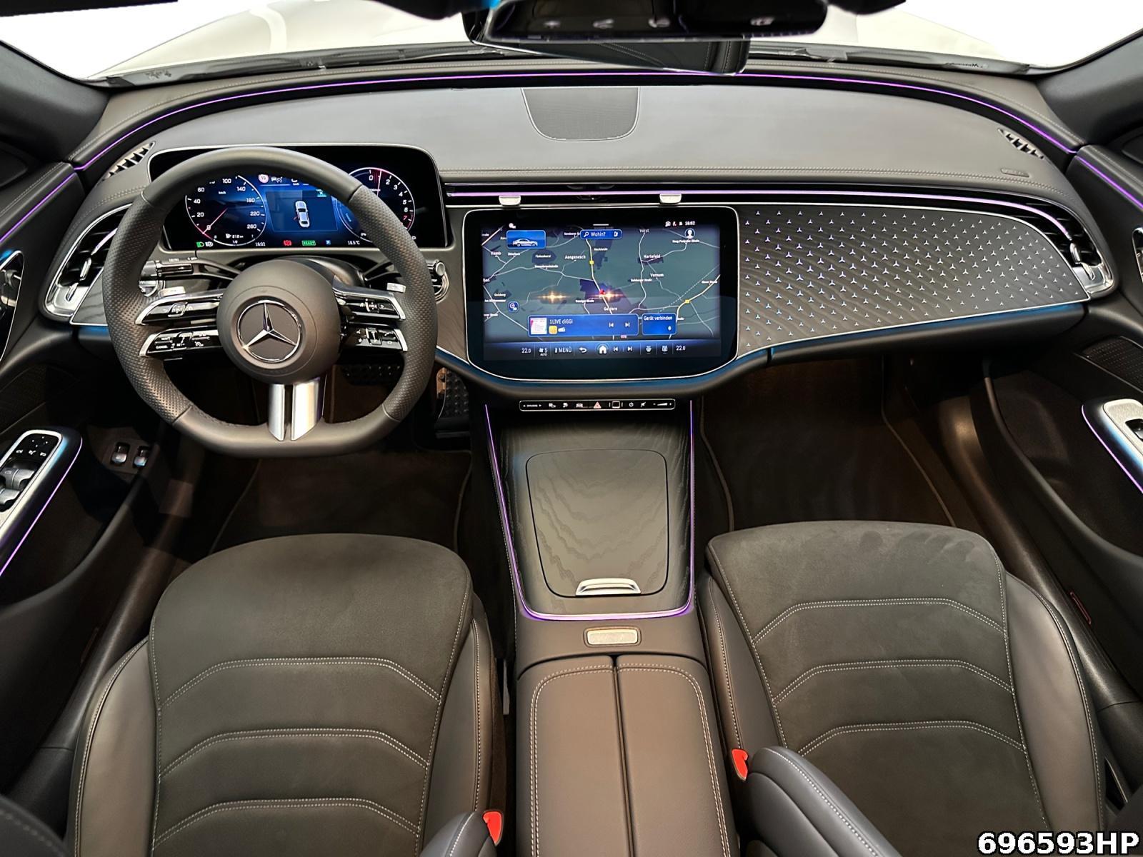 Fahrzeugabbildung Mercedes-Benz E 400 e 4M AMG Night Pano 360° DIGITAL LIGHT 20