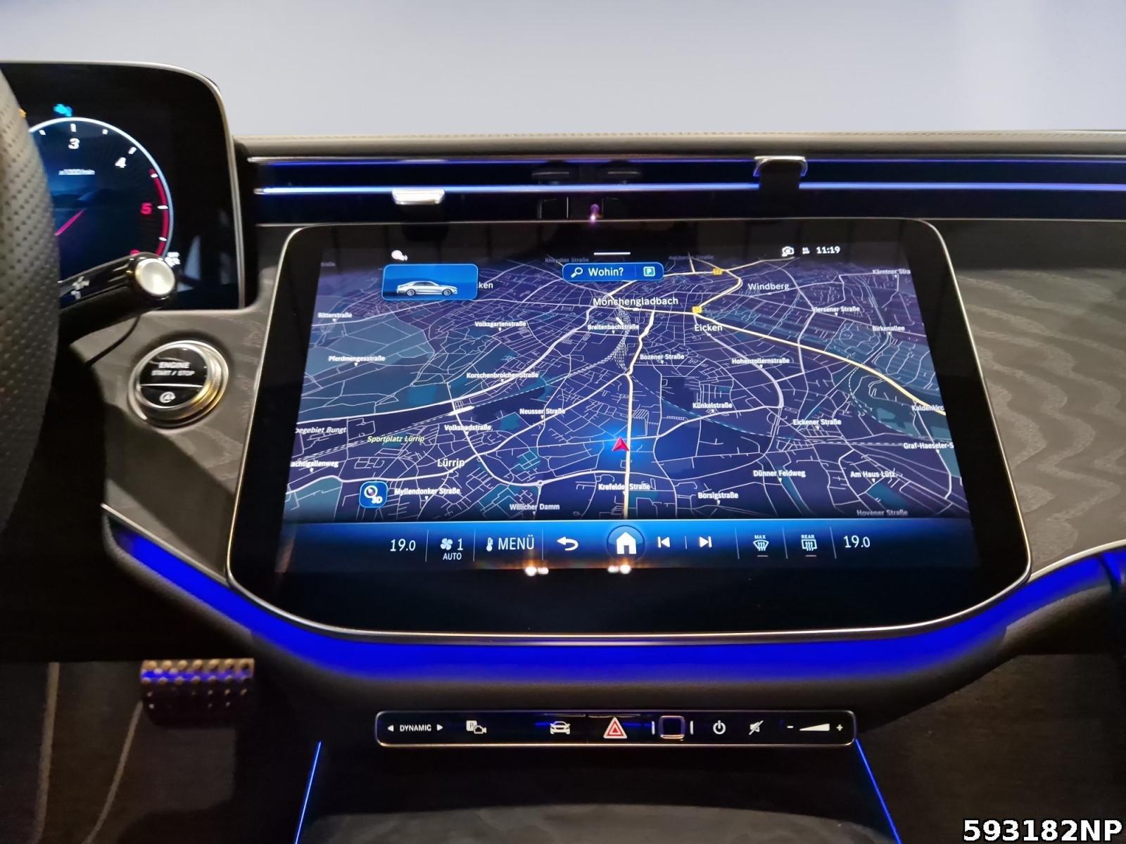 Fahrzeugabbildung Mercedes-Benz E 220 d AMG DISTRONIC Ambiente AHK LED Kamera