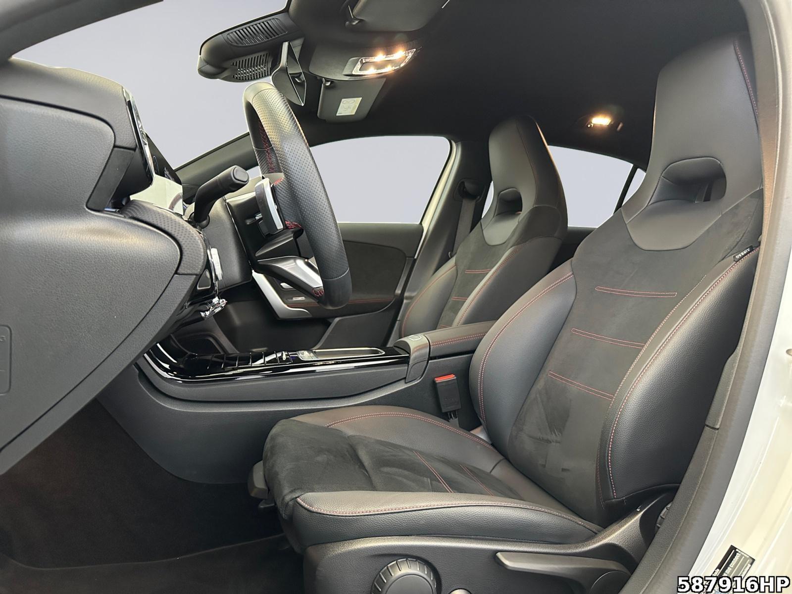 Fahrzeugabbildung Mercedes-Benz A 200 AMG Line Night DISTRONIC AHK Kamera Ambie