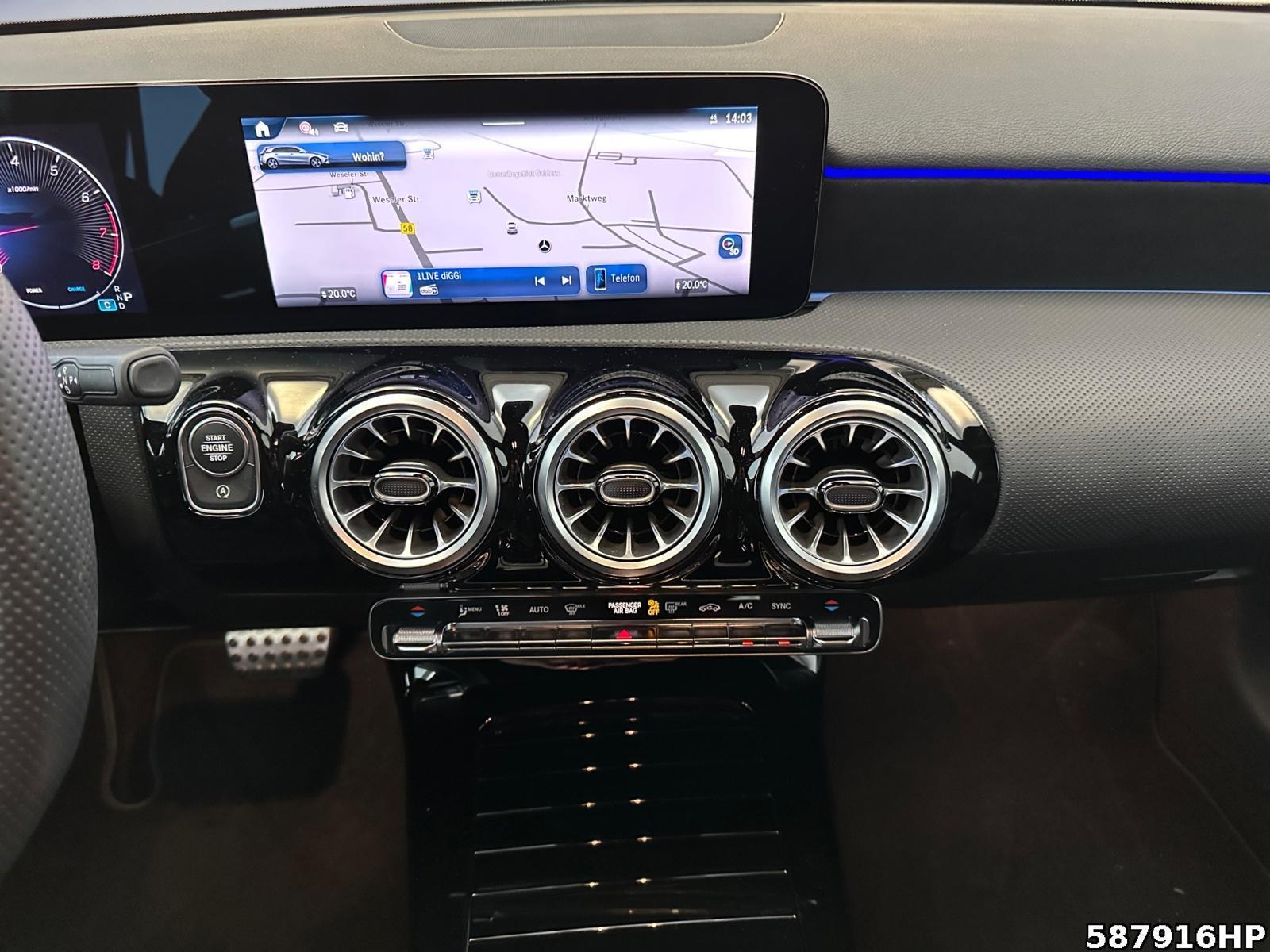 Fahrzeugabbildung Mercedes-Benz A 200 AMG Line Night DISTRONIC AHK Kamera Ambie