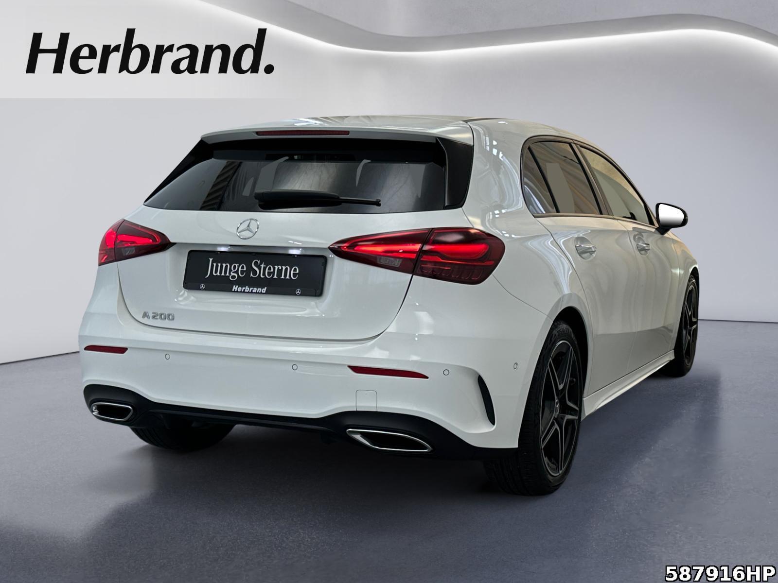 Fahrzeugabbildung Mercedes-Benz A 200 AMG Line Night DISTRONIC AHK Kamera Ambie