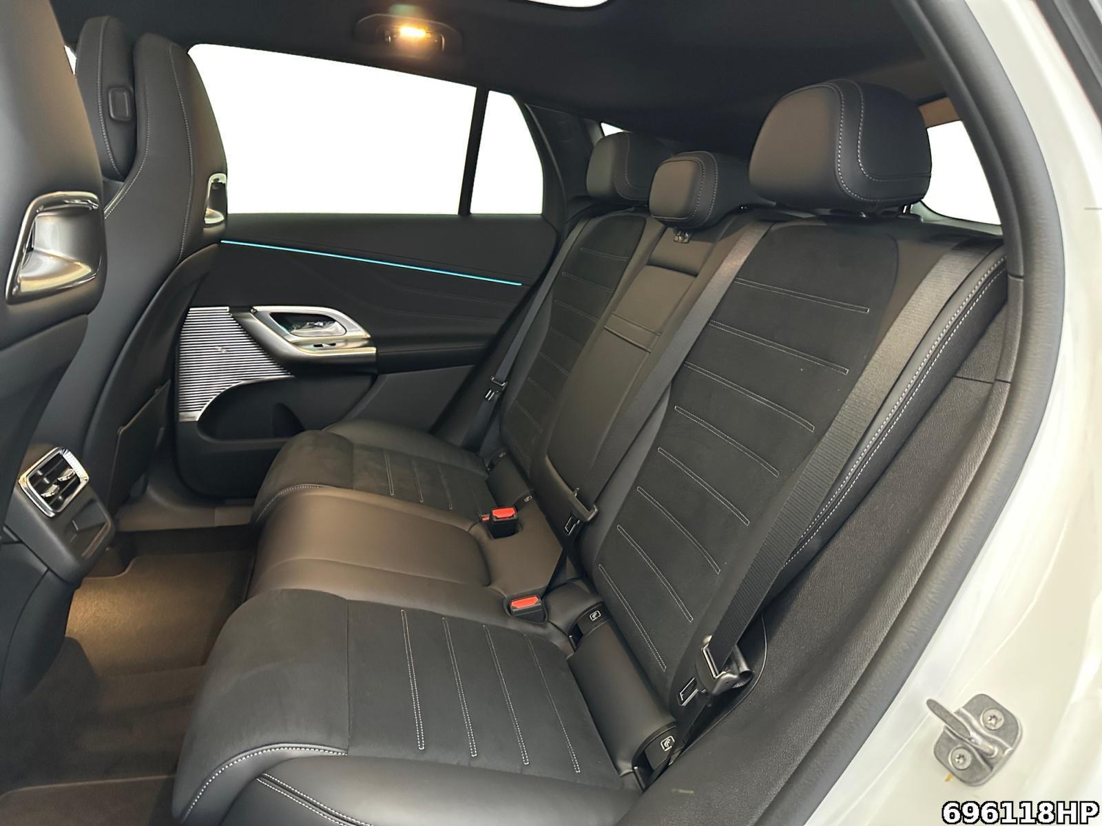 Fahrzeugabbildung Mercedes-Benz GLC 400 4MATIC +AMG+NIGHT+BURMESTER+SKYCONTR+