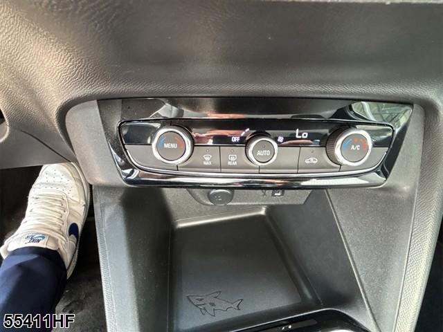 Fahrzeugabbildung Opel Corsa-e +LED+DAB+USB+CAR PLAY+DAB+