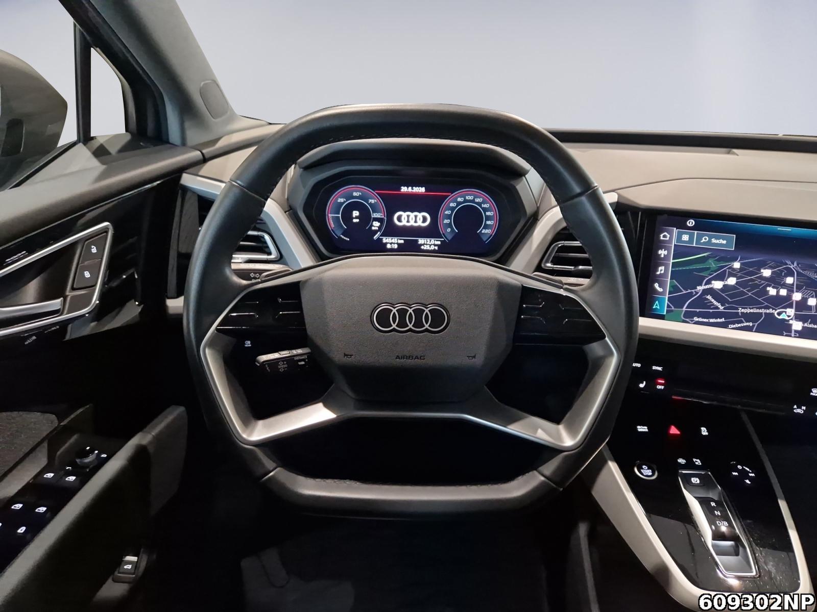 Fahrzeugabbildung Audi Q4 40 e-tron S-Line Kamera MATRIX-LED Sound