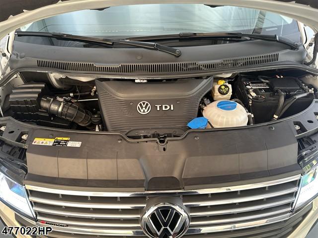 Fahrzeugabbildung Volkswagen T6.1 Multivan DSG 4Motion Highline AHK ACC LED