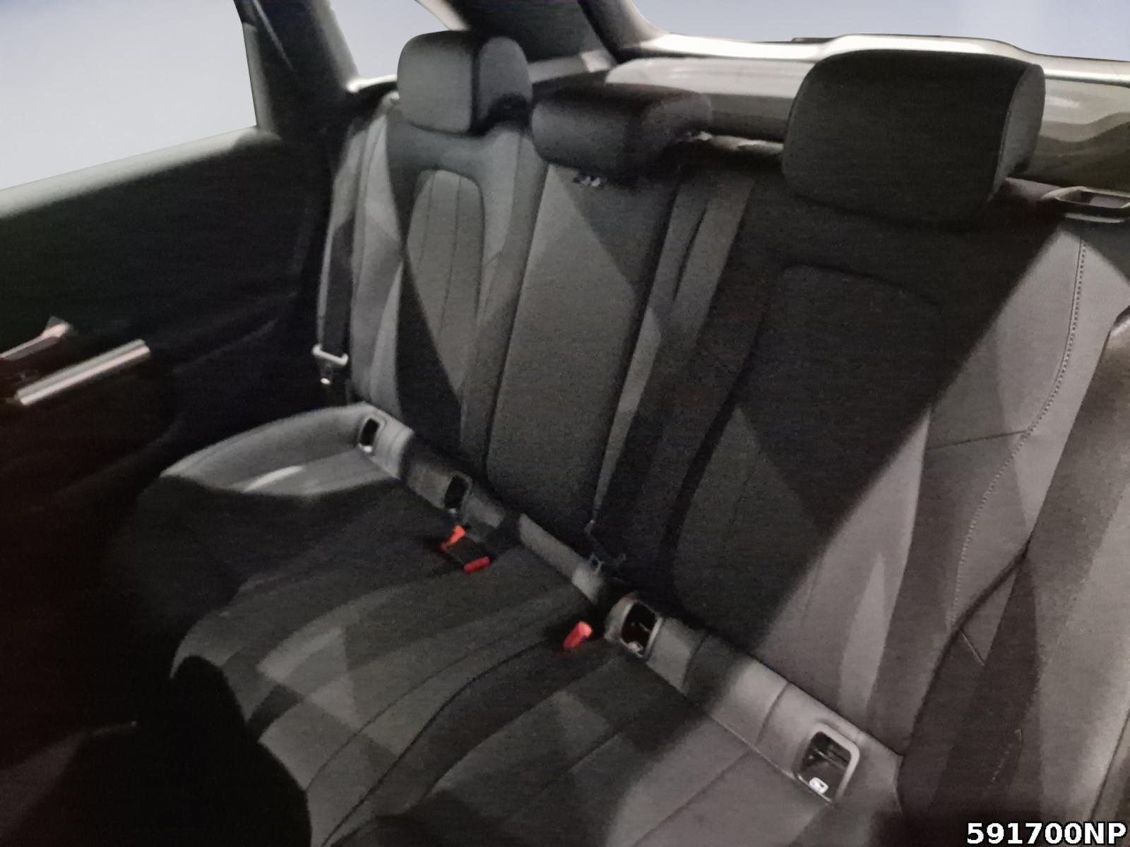 Fahrzeugabbildung Mercedes-Benz B 200 Progressive LED Kamera CarPlay Sitzheizung