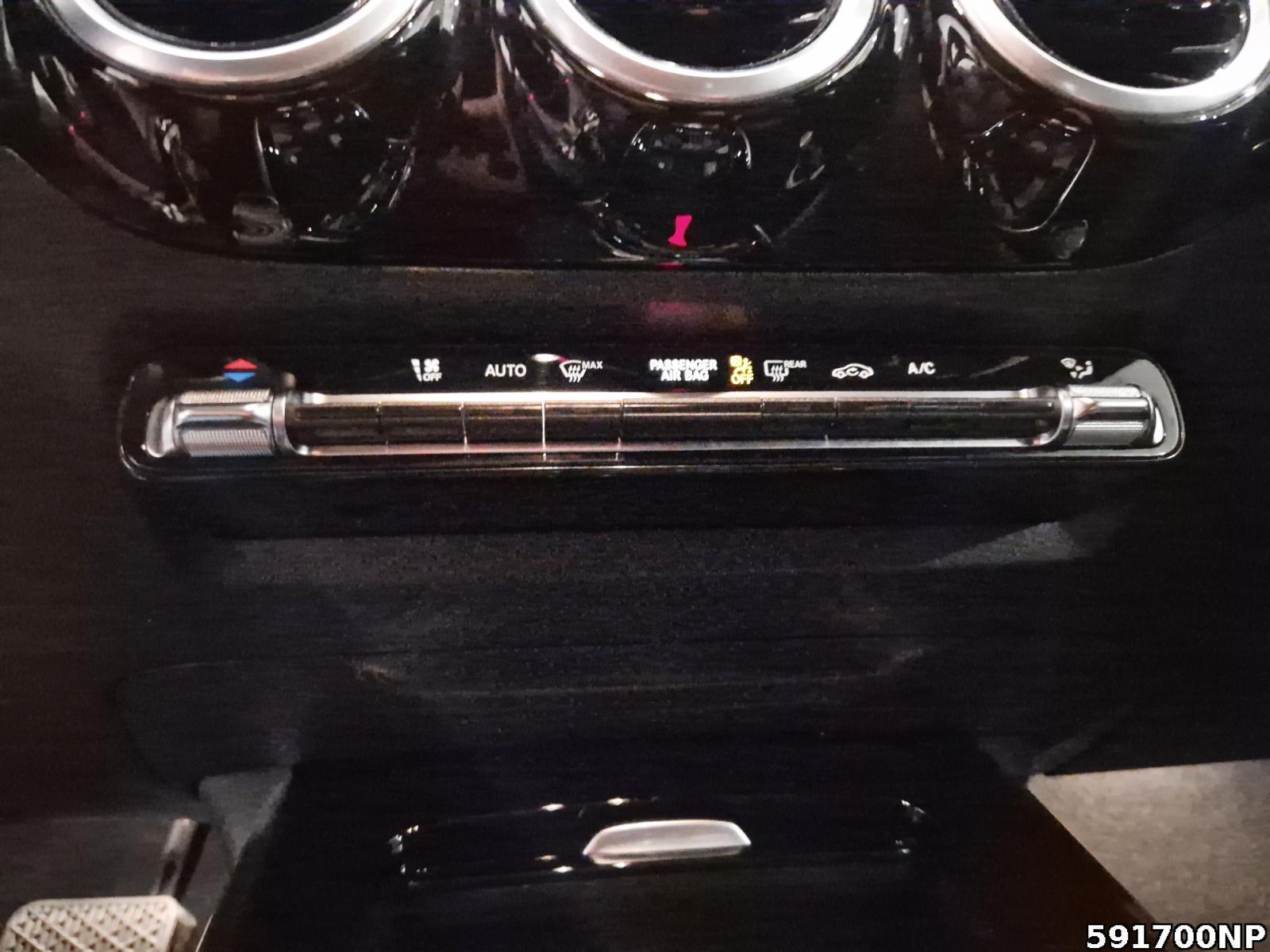 Fahrzeugabbildung Mercedes-Benz B 200 Progressive LED Kamera CarPlay Sitzheizung