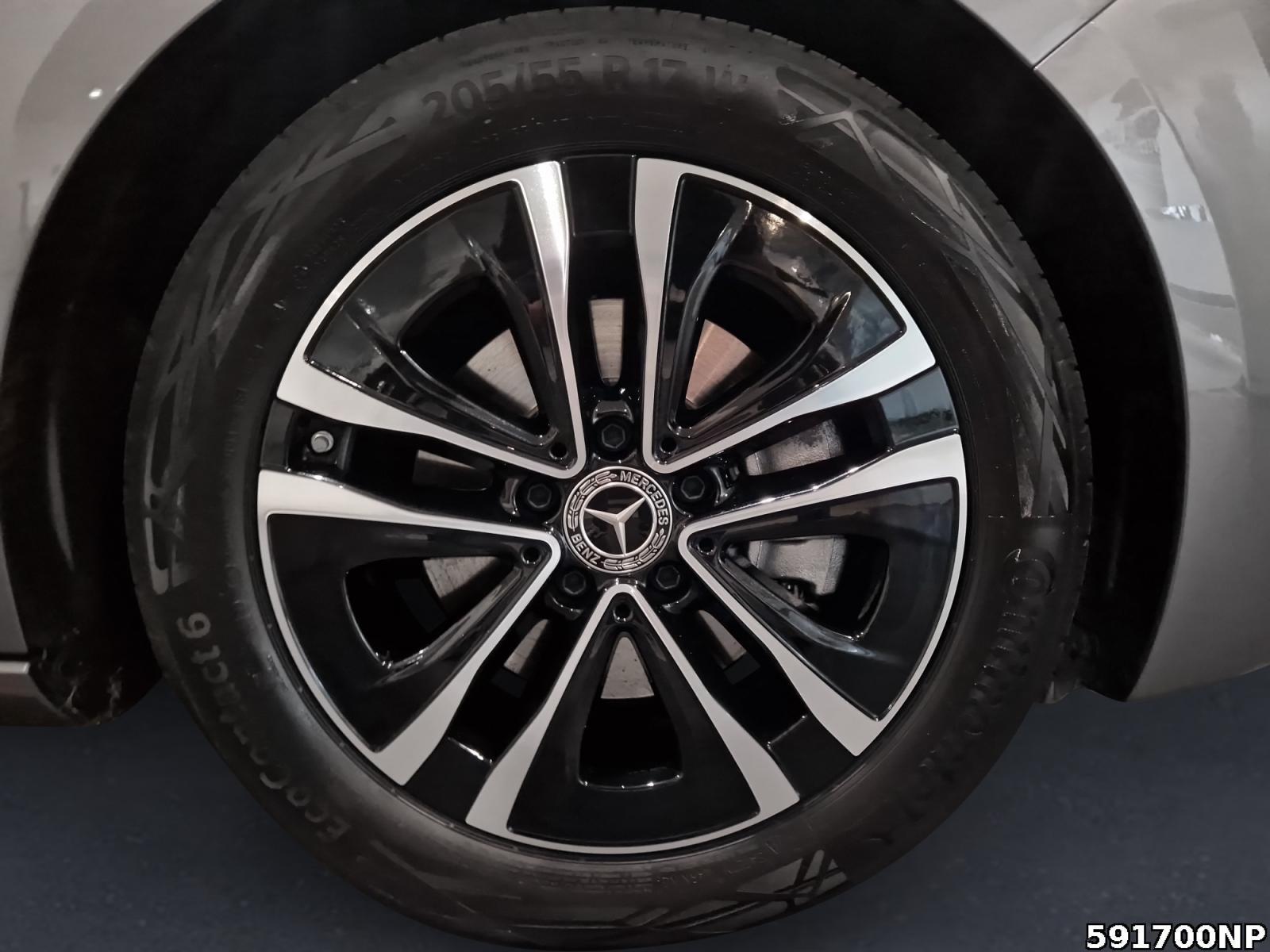 Fahrzeugabbildung Mercedes-Benz B 200 Progressive LED Kamera CarPlay Sitzheizung