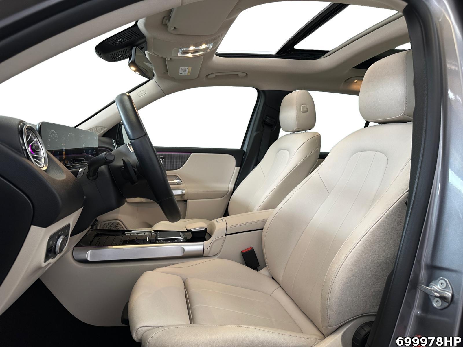 Fahrzeugabbildung Mercedes-Benz EQB 4M Progressive Pano Widescreen 7-Sitzer