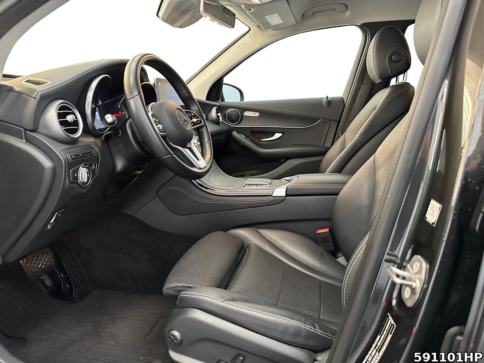 Fahrzeugabbildung Mercedes-Benz GLC 220 d 4M Exclusive Night AHK DISTRONIC LED