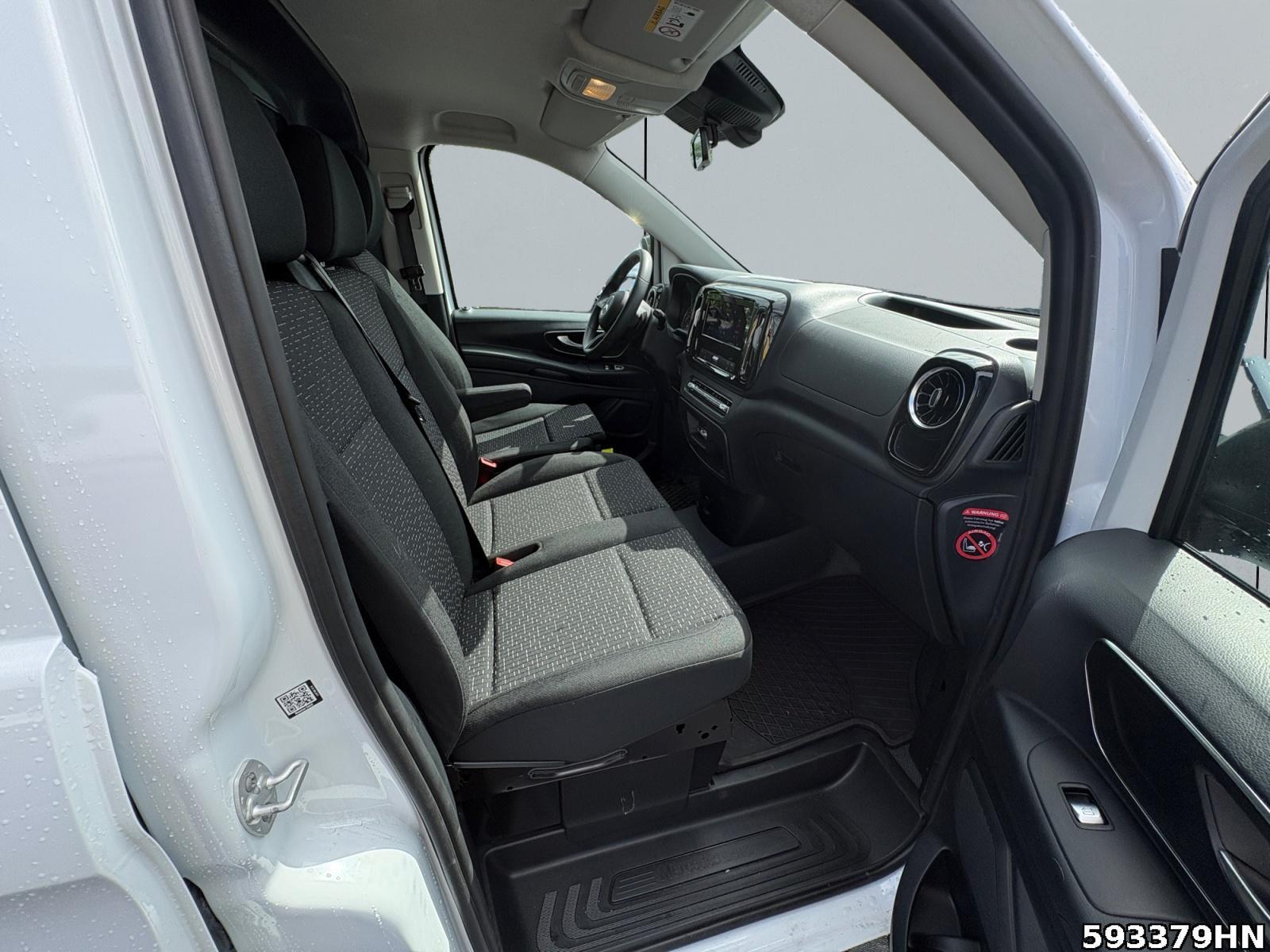 Fahrzeugabbildung Mercedes-Benz Vito 116 4x4 L *AHK*HECKTÜREN*CARPLAY*KLIMA*UVM*