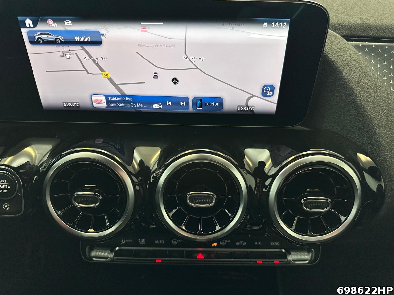 Fahrzeugabbildung Mercedes-Benz GLA 200 Progressive AHK DISTRONIC Kamera EASYP