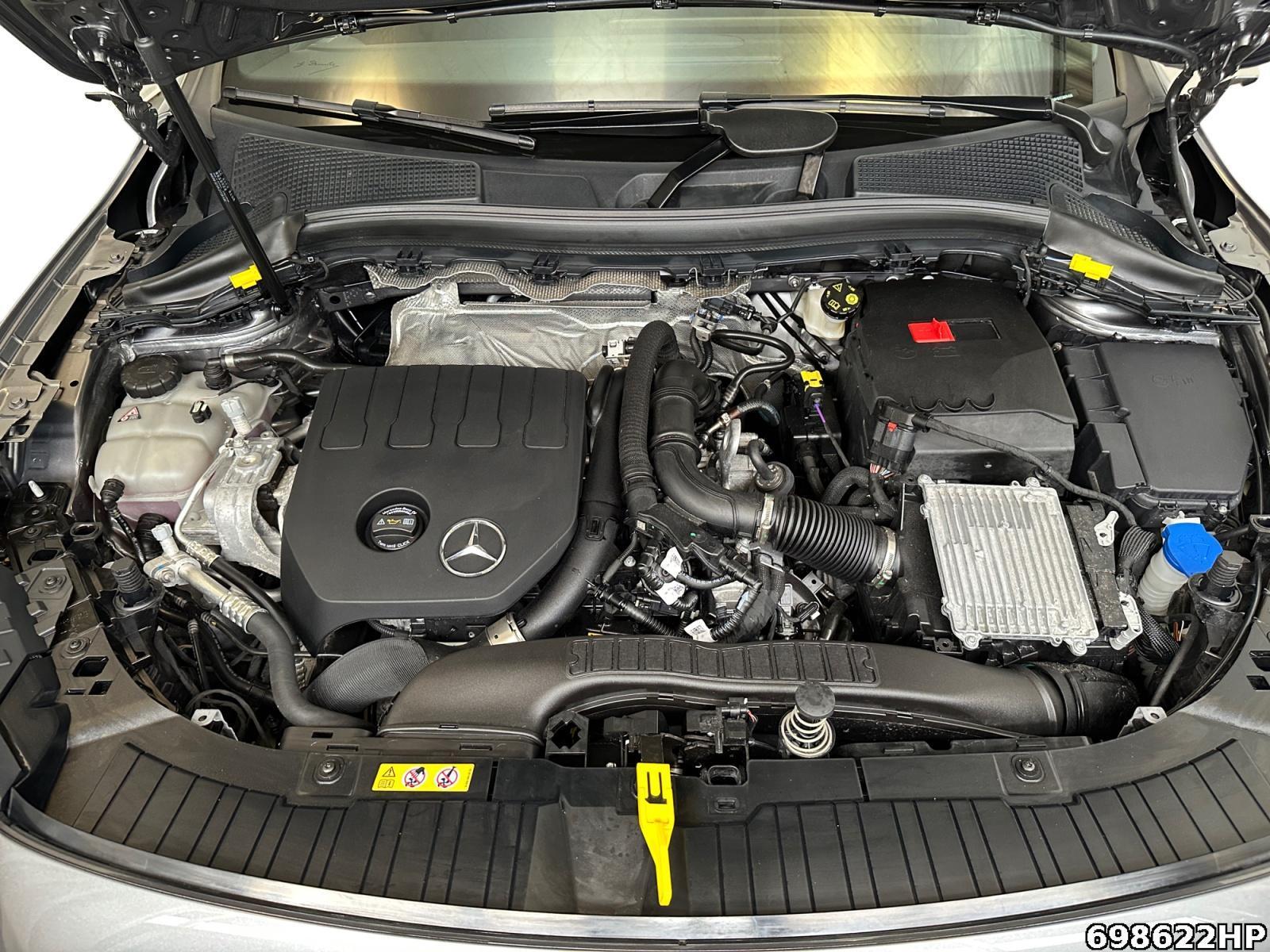 Fahrzeugabbildung Mercedes-Benz GLA 200 Progressive AHK DISTRONIC Kamera EASYP