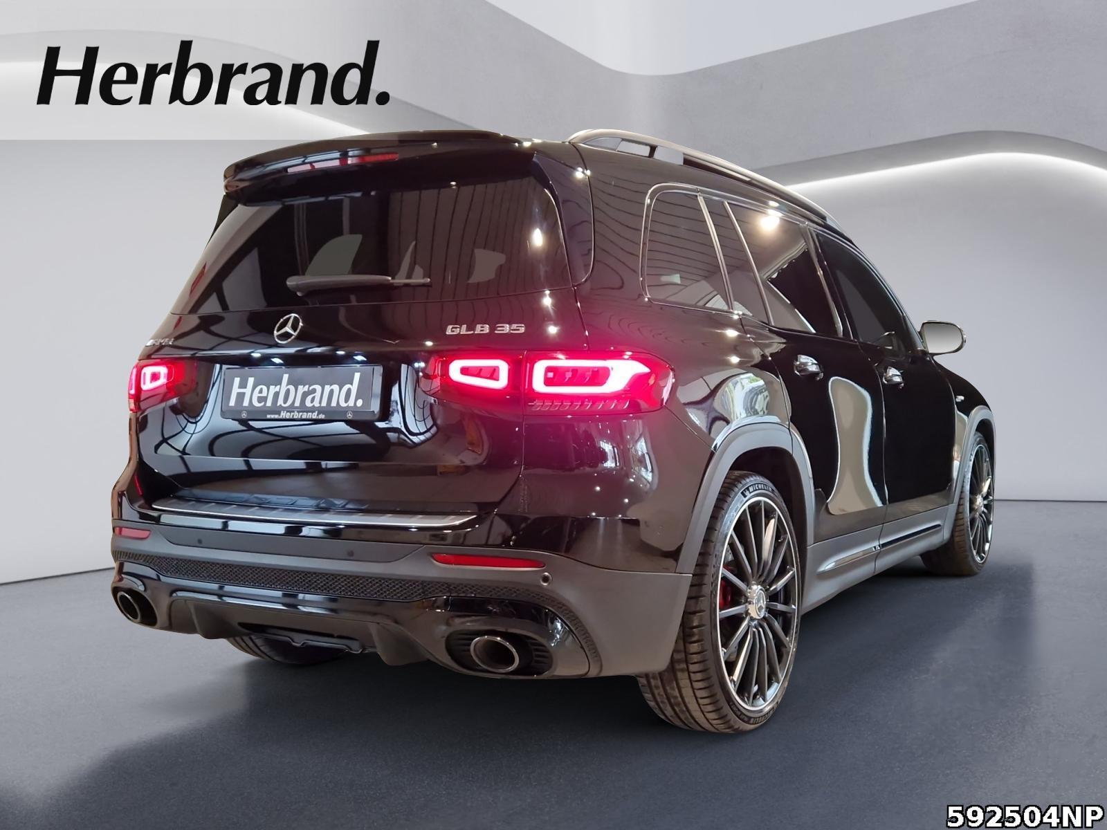 Fahrzeugabbildung Mercedes-Benz GLB 35 AMG 4M Night Pano DISTRONIC AHK Ambiente