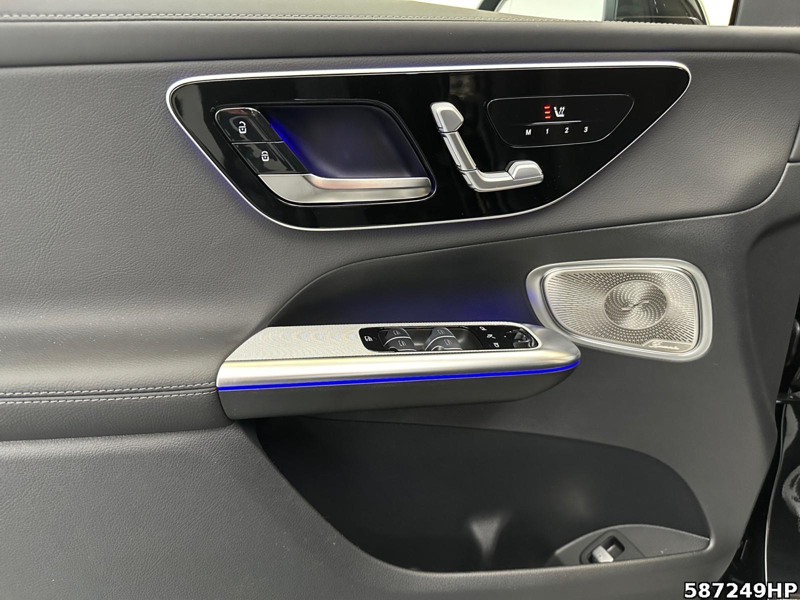 Fahrzeugabbildung Mercedes-Benz GLC 300 e +EDITION-AMG+AHK+NIGHT+DIGITAL+DISTR+
