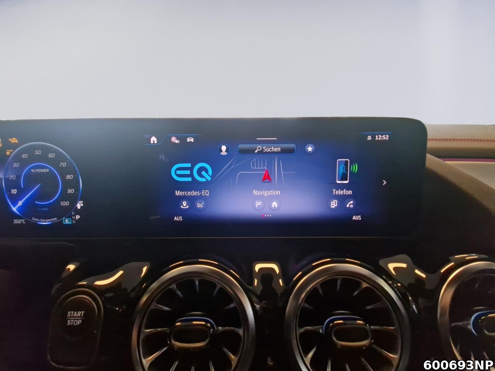 Fahrzeugabbildung Mercedes-Benz EQA AMG Line Panorama LED Kamera Totwinkel