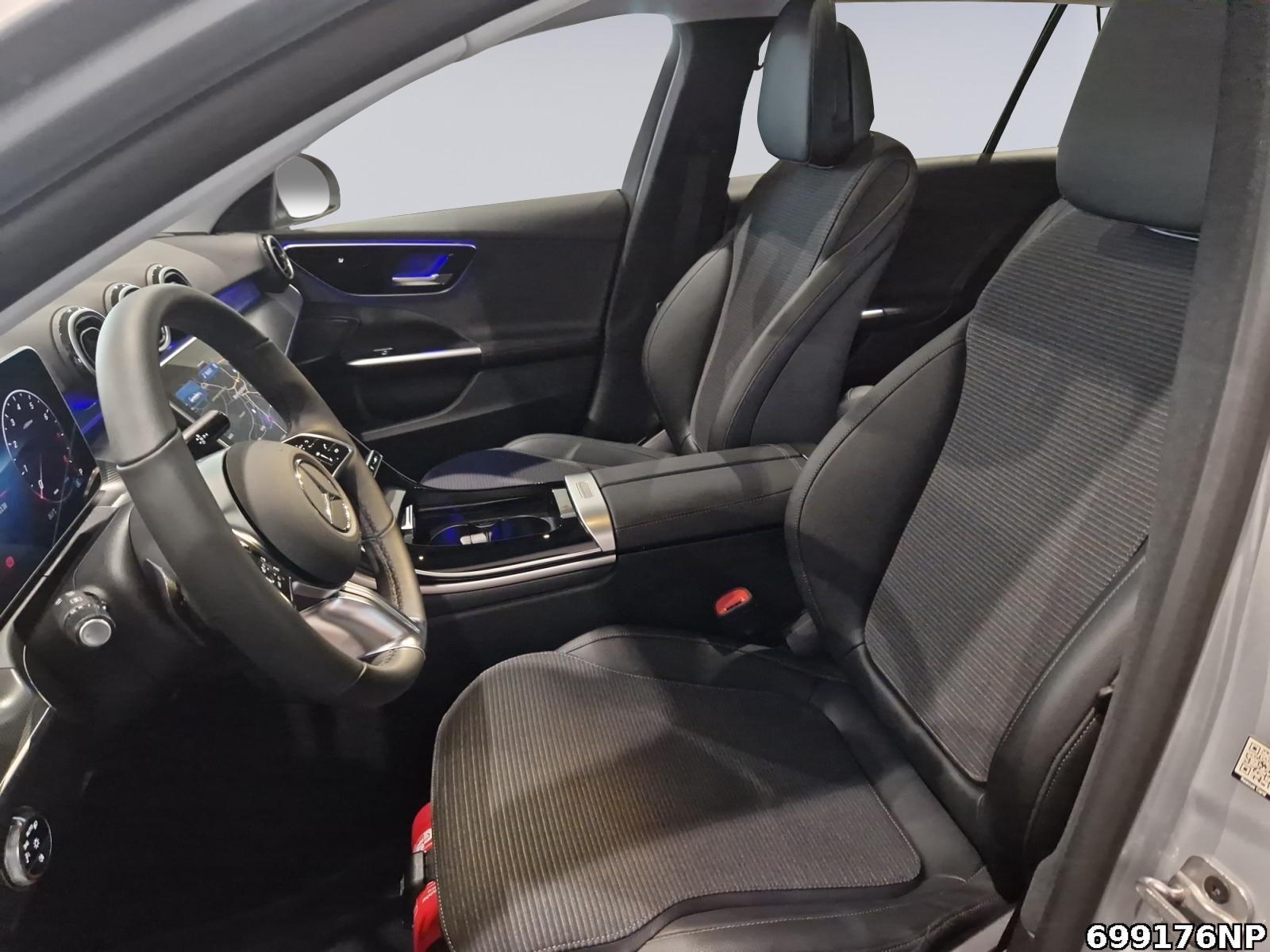 Fahrzeugabbildung Mercedes-Benz C 180 T Avantgarde Panorama 360° Distronic