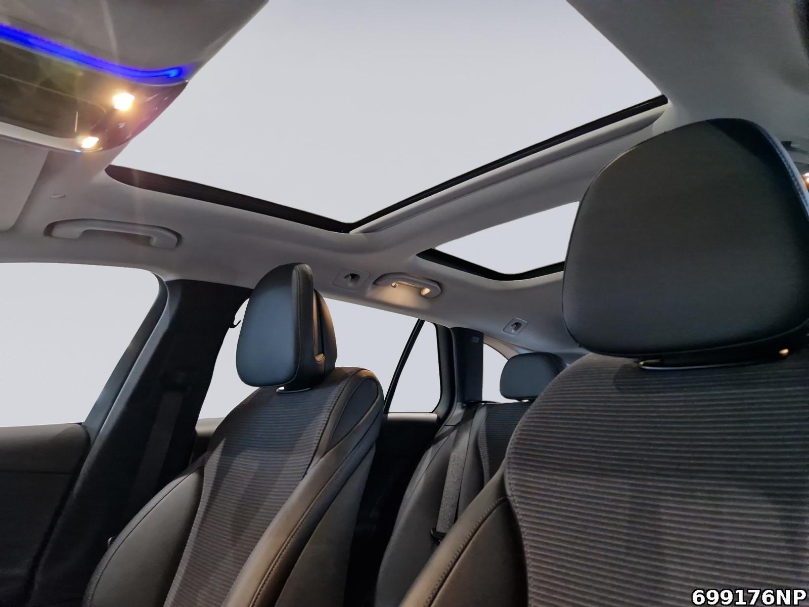 Fahrzeugabbildung Mercedes-Benz C 180 T Avantgarde Panorama 360° Distronic