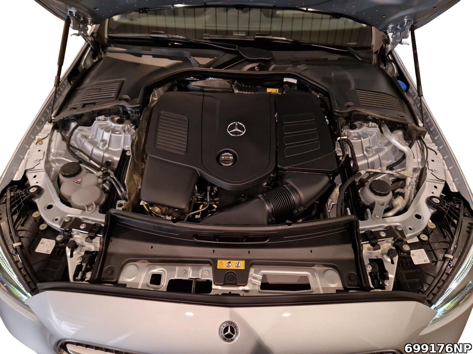Fahrzeugabbildung Mercedes-Benz C 180 T Avantgarde Panorama 360° Distronic
