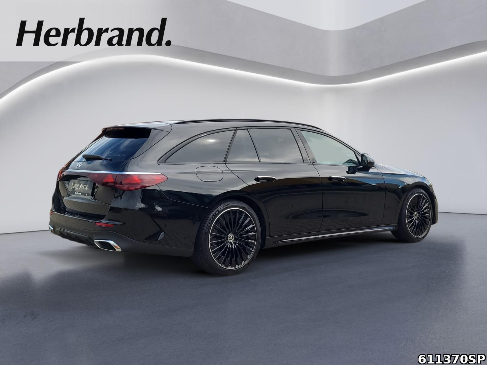 Fahrzeugabbildung Mercedes-Benz E 300 e T AMG AHK NightDistronic Keyless Kamera
