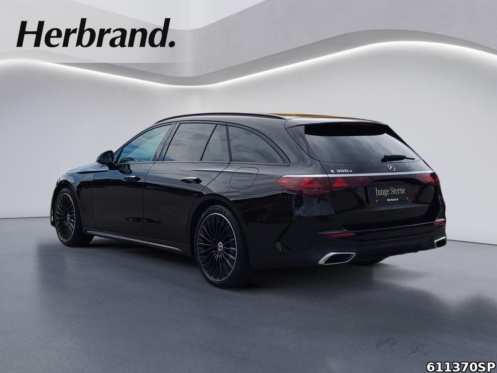 Fahrzeugabbildung Mercedes-Benz E 300 e T AMG AHK NightDistronic Keyless Kamera