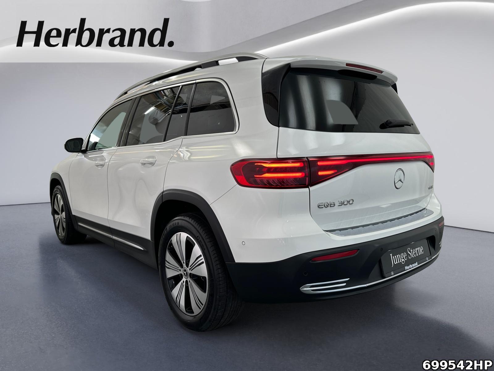 Fahrzeugabbildung Mercedes-Benz EQB 4M Progressive Kamera LED Pano Ambiente