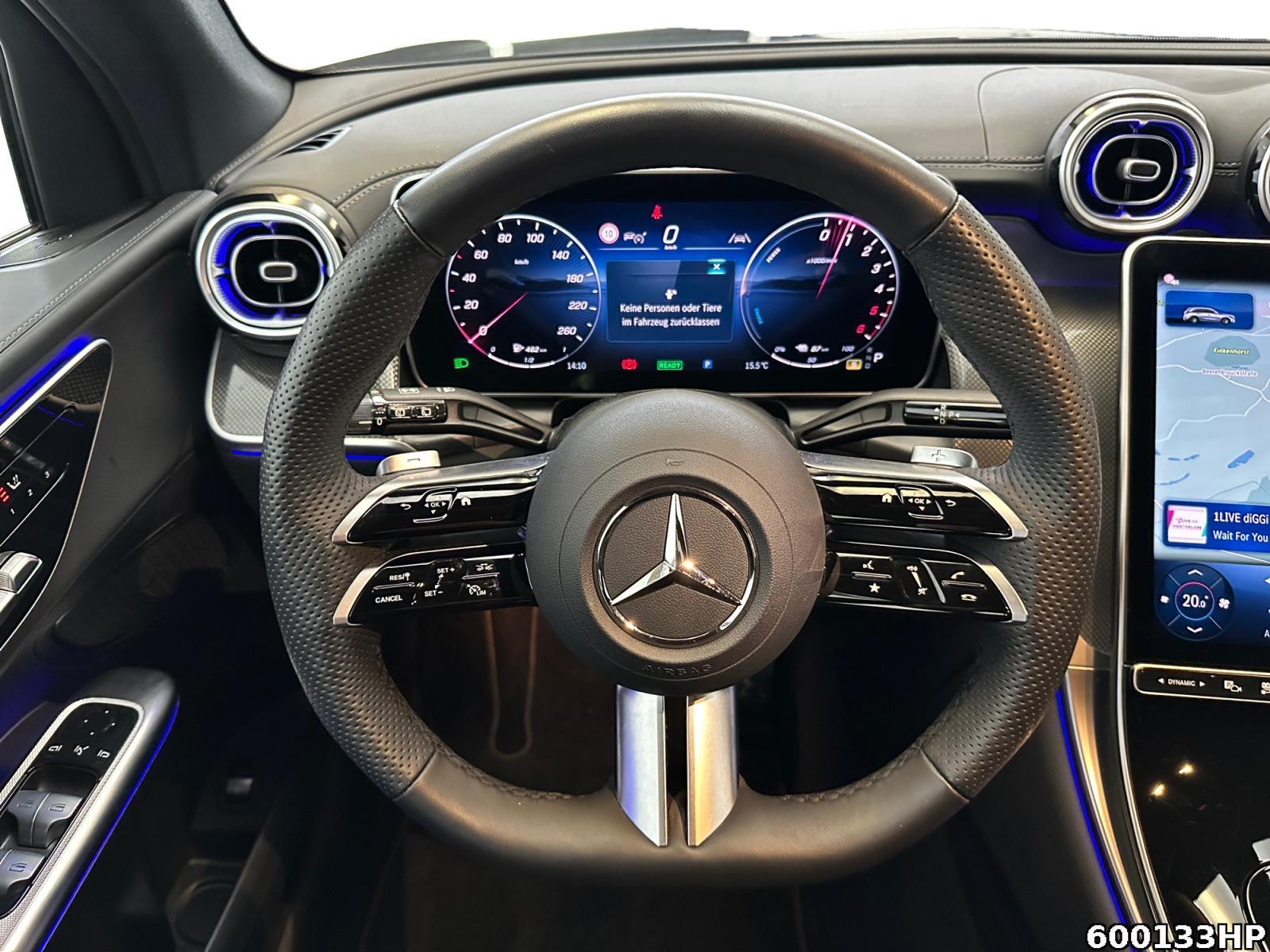 Fahrzeugabbildung Mercedes-Benz GLC 300 de 4M AMG AHK DISTRONIC 360° Memory LED