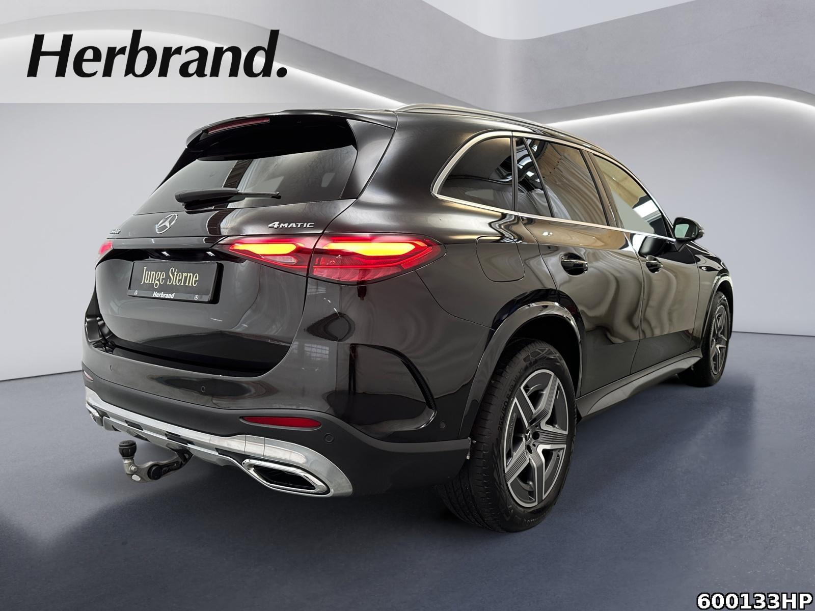Fahrzeugabbildung Mercedes-Benz GLC 300 de 4M AMG AHK DISTRONIC 360° Memory LED