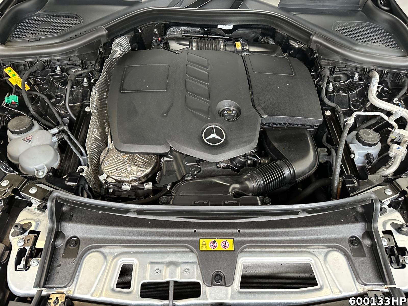 Fahrzeugabbildung Mercedes-Benz GLC 300 de 4M AMG AHK DISTRONIC 360° Memory LED