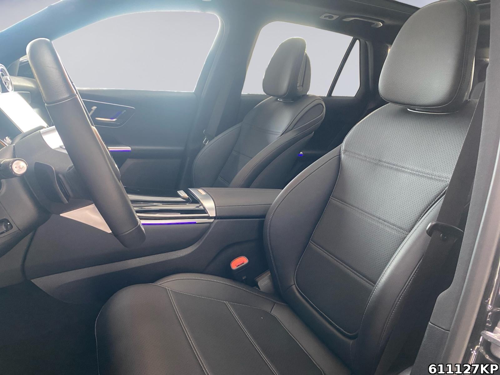 Fahrzeugabbildung Mercedes-Benz GLC 300 e Avantgarde Pano AHK Distronic Memory